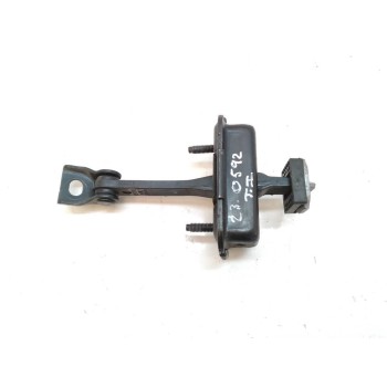 RETENEDOR PUERTA TRASERA IZQUIERDA 