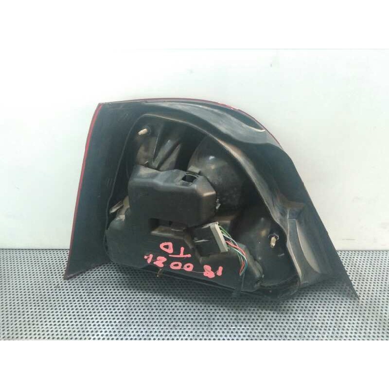 Recambio de piloto trasero derecho para mg serie 200 (rf) 220 d (3-ptas.) referencia OEM IAM 2