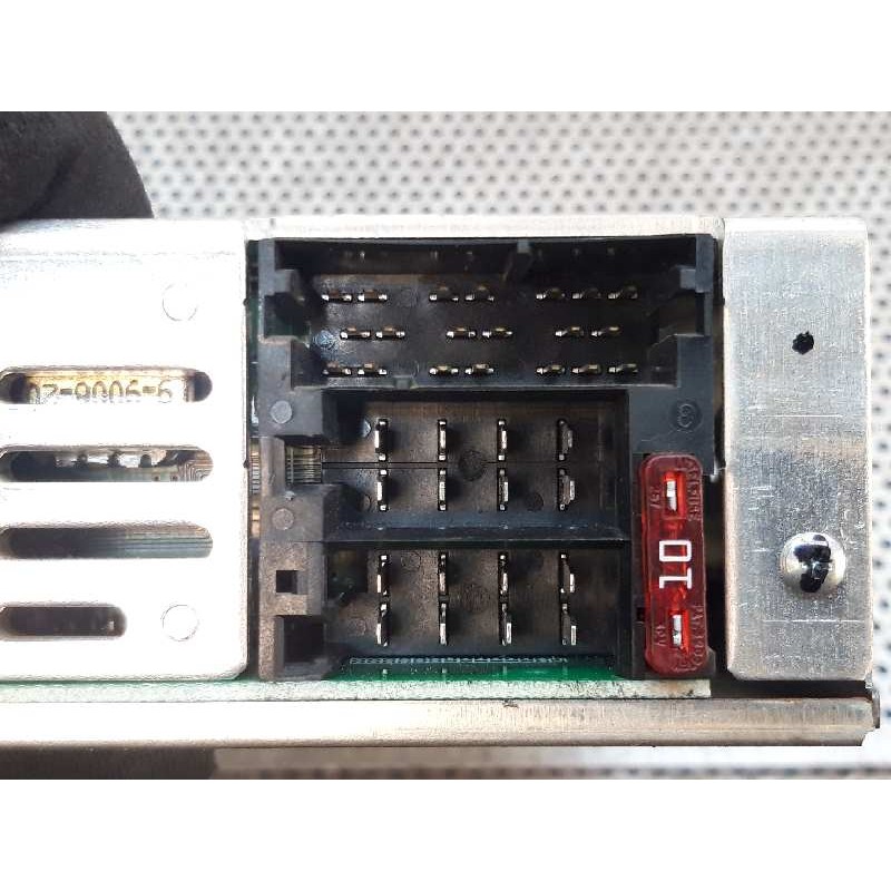 Recambio de sistema audio / radio cd para citroën berlingo 1.9 d sx familiar referencia OEM IAM 96627711XT - Blanco 4