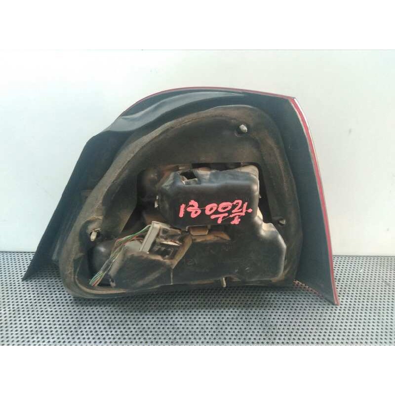 Recambio de piloto trasero izquierdo para mg serie 200 (rf) 220 d (3-ptas.) referencia OEM IAM 2