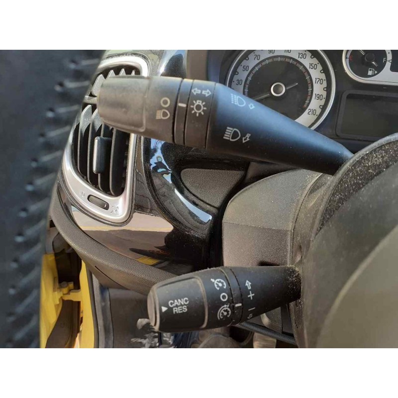 Recambio de mando luces para fiat 500 l (330) trekking referencia OEM IAM - Amarillo 3
