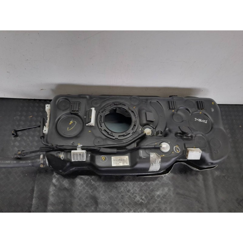Recambio de deposito combustible para hyundai ioniq klass hybrid referencia OEM IAM 31159G2000  