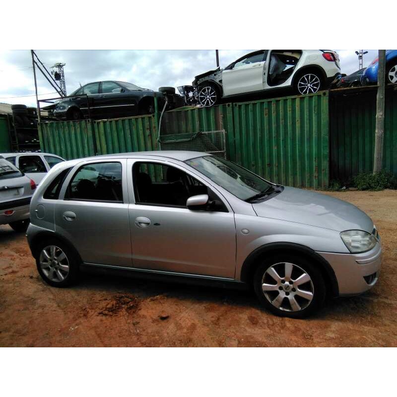 opel corsa c del año 2006