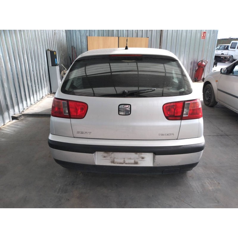 seat ibiza (6k1) del año 2001
