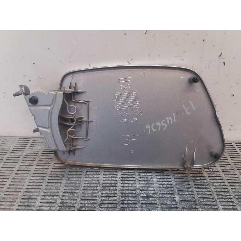 Recambio de tapa exterior combustible para fiat punto berlina (188) 1.2 cat referencia OEM IAM 2