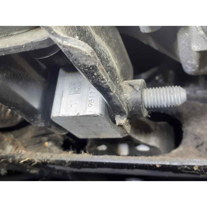 Recambio de soporte motor trasero para peugeot 308 style referencia OEM IAM 9811786680 3