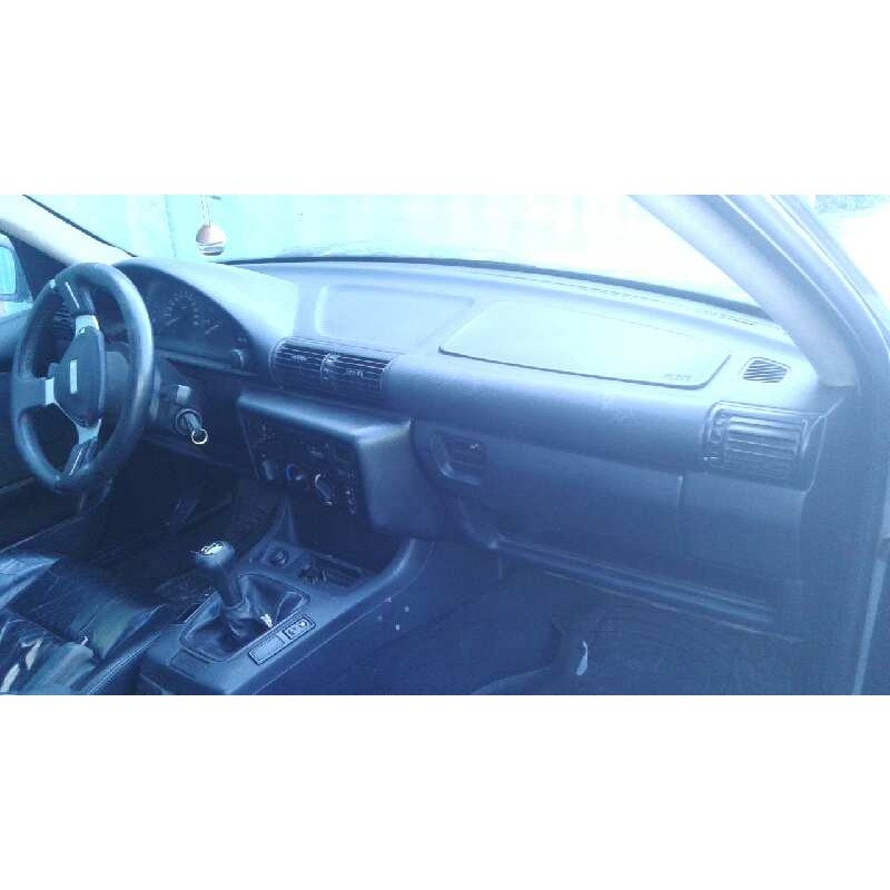 bmw serie 3 compacto (e36) del año 2001