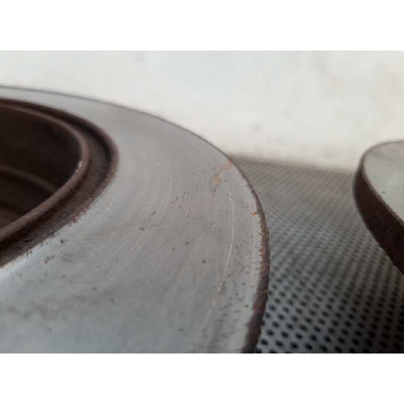 Recambio de disco de freno trasero para kia cee'd drive referencia OEM IAM 4