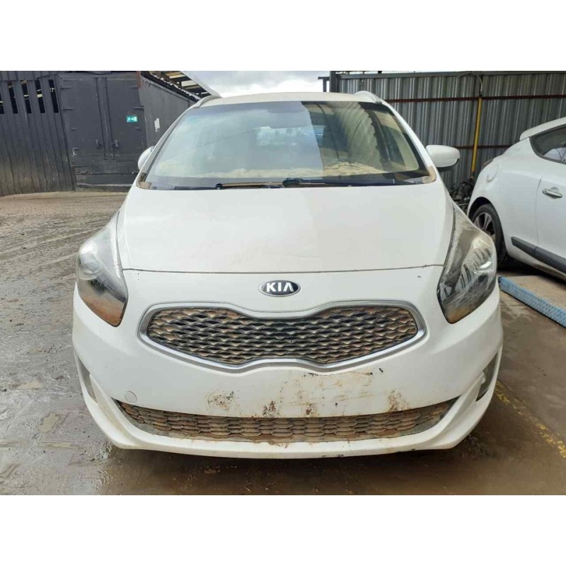 kia carens ( ) del año 2014