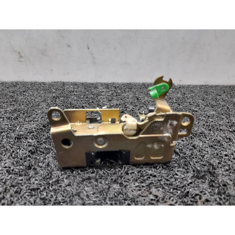 Recambio de cerradura puerta delantera derecha para iveco daily caja cerrada (1999 =>) 29 - l 11 caja cerrada referencia OEM IAM
