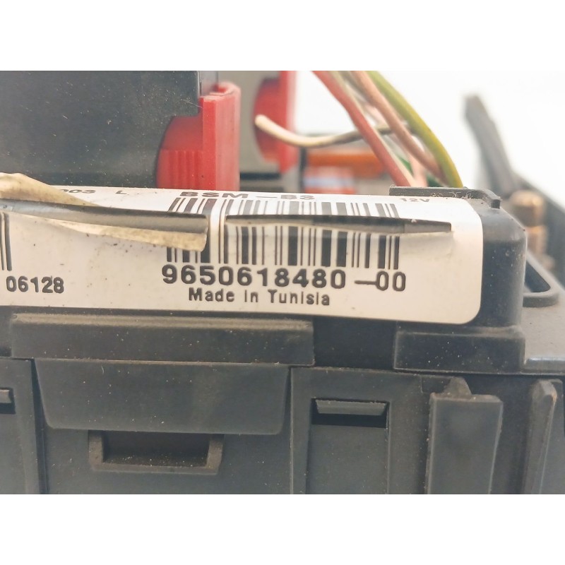 Recambio de caja reles / fusibles para citroën xsara picasso (n68) 1.6 hdi referencia OEM IAM 9650618480 - Gris 2
