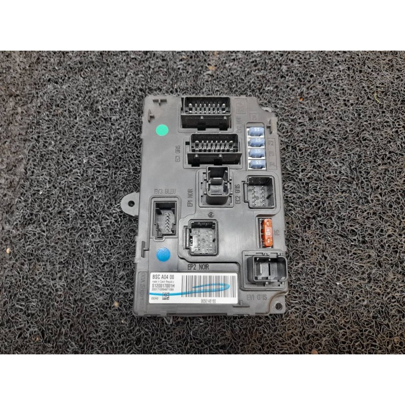 Recambio de caja reles / fusibles para peugeot 407 sw st sport pack referencia OEM IAM 9650148180 S120017001H 