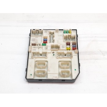 CAJA RELES / FUSIBLES 284B65628R 522222F02R 
