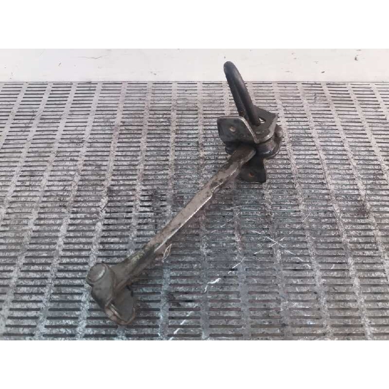 Recambio de retenedor puerta delantera derecha para opel zafira a 2.2 16v dti cat (y 22 dtr / l50) referencia OEM IAM   
