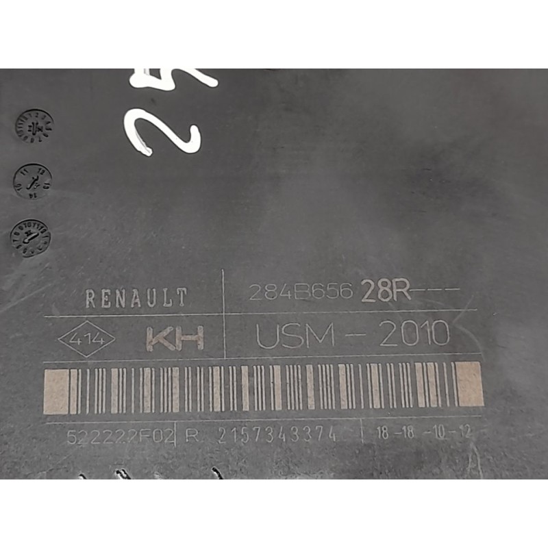 Recambio de caja reles / fusibles para renault megane iii sport tourer dynamique referencia OEM IAM 284B65628R 522222F02R 2