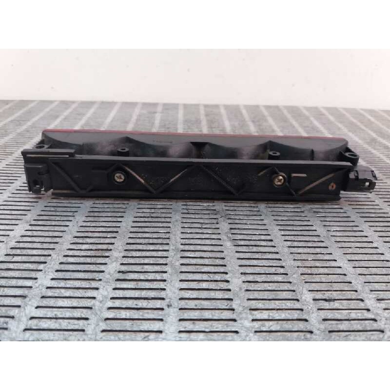 Recambio de luz central de freno para fiat bravo (182) 1.9 jtd cat referencia OEM IAM - Amarillo 2
