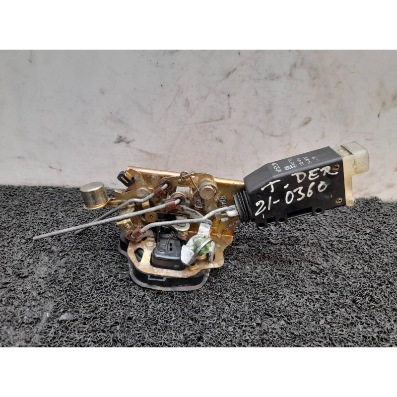 Recambio de cerradura puerta trasera derecha para opel omega b elegance berlina referencia OEM IAM 2