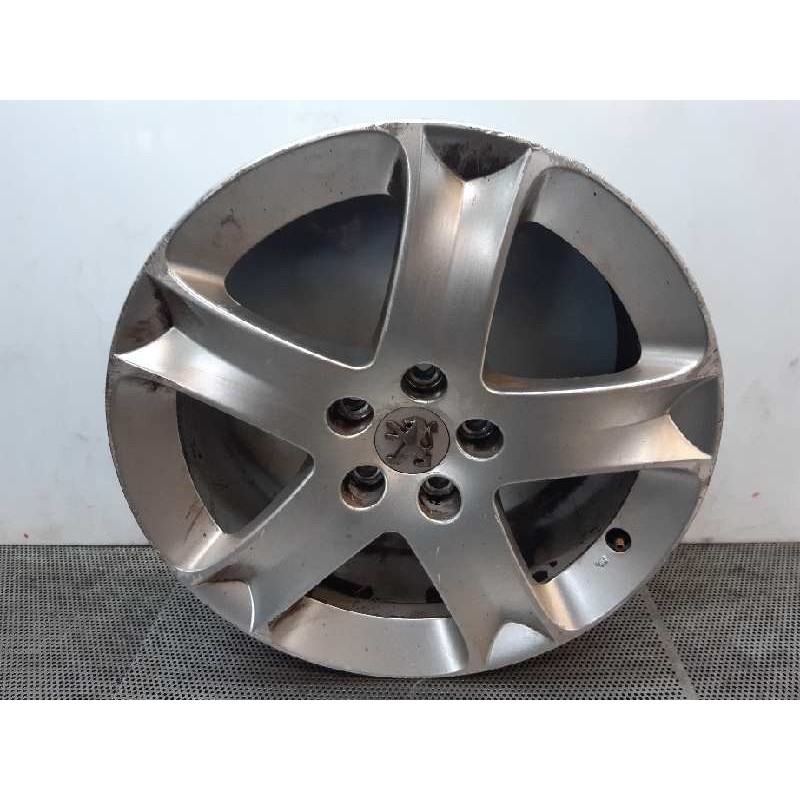 Recambio de llanta para peugeot 407 st confort referencia OEM IAM 7JX17CH548  