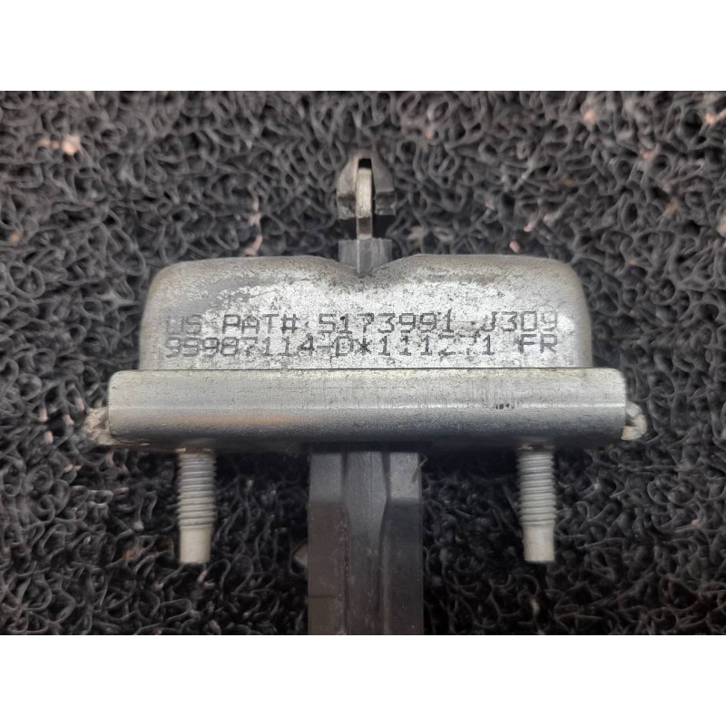 Recambio de retenedor puerta delantera izquierda para chevrolet orlando lt+ referencia OEM IAM 95987114D - Blanco 2