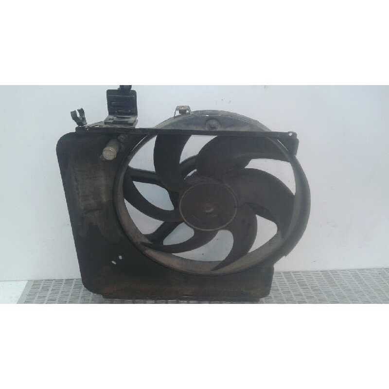 Recambio de electroventilador para renault clio i fase i+ii (b/c57) 1.2 referencia OEM IAM 7700784652  
