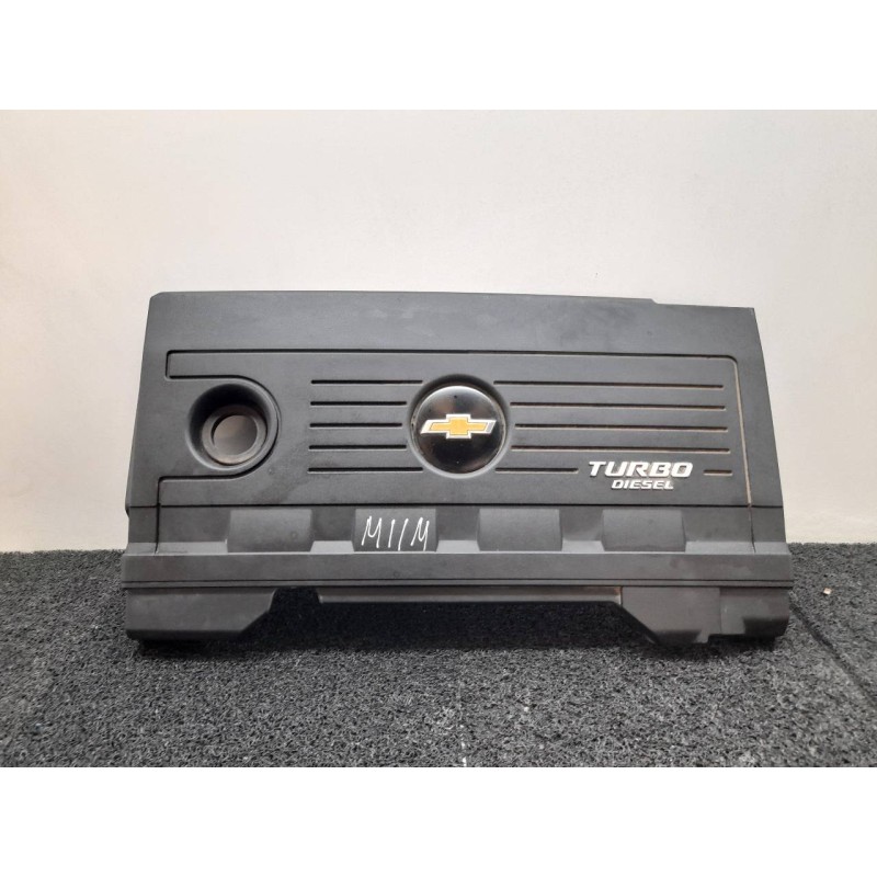 Recambio de tapa superior motor para chevrolet orlando lt+ referencia OEM IAM - Blanco 2
