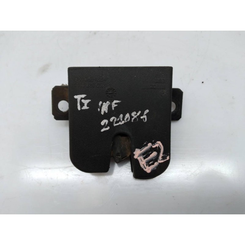 Recambio de cerradura puerta trasera izquierda para volkswagen caddy ka/kb (2k) life referencia OEM IAM 2K0827505C  