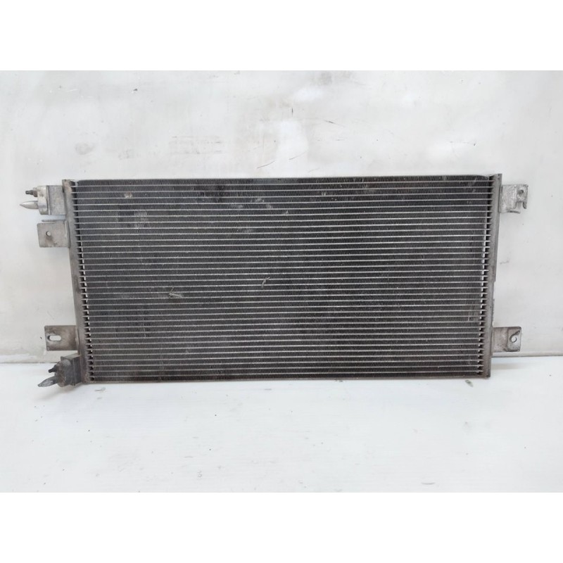 Recambio de condensador / radiador aire acondicionado para dodge caliber se referencia OEM IAM 1215481AA 834030667A 