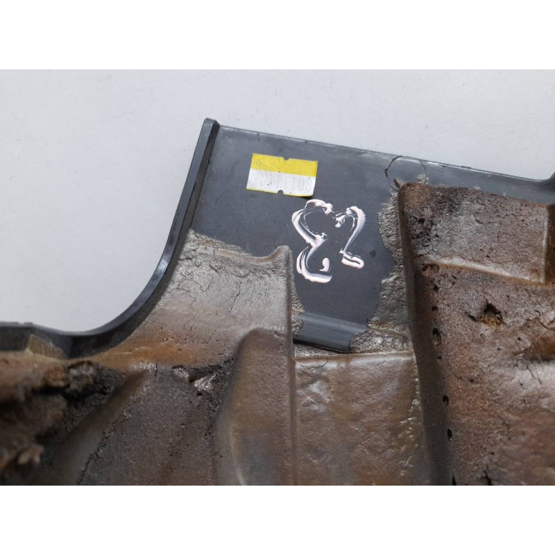 Recambio de tapa superior motor para chevrolet orlando lt+ referencia OEM IAM - Blanco 5
