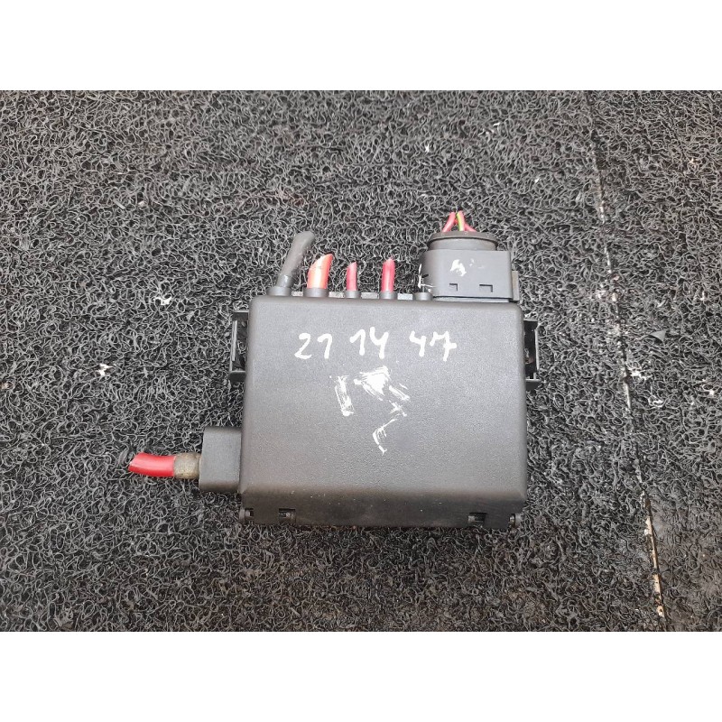 Recambio de caja reles / fusibles para seat leon (1m1) stella referencia OEM IAM   