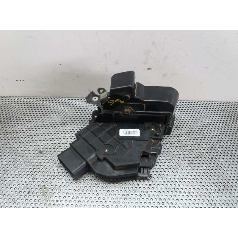Recambio de cerradura puerta delantera derecha para ford focus berlina (cap) trend referencia OEM IAM   