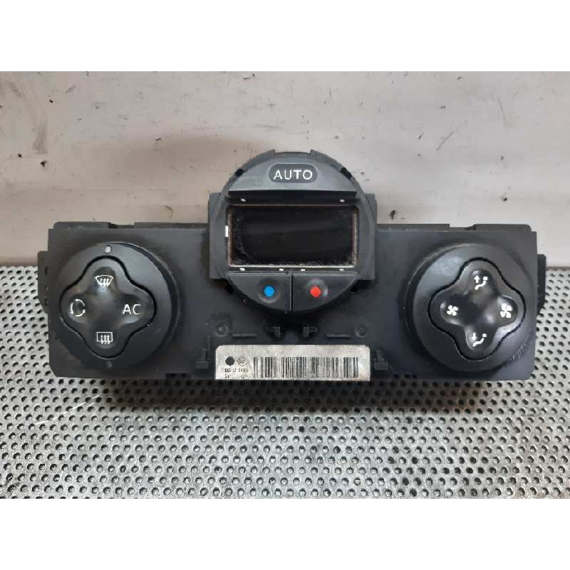 Recambio de mando climatizador para renault clio iii exception referencia OEM IAM 8200296683  