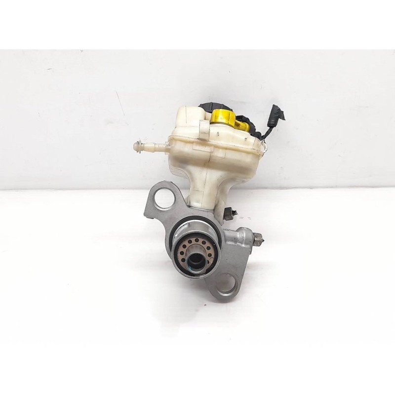 Recambio de bomba freno para chevrolet orlando lt+ referencia OEM IAM 250731211J2B - Blanco 4
