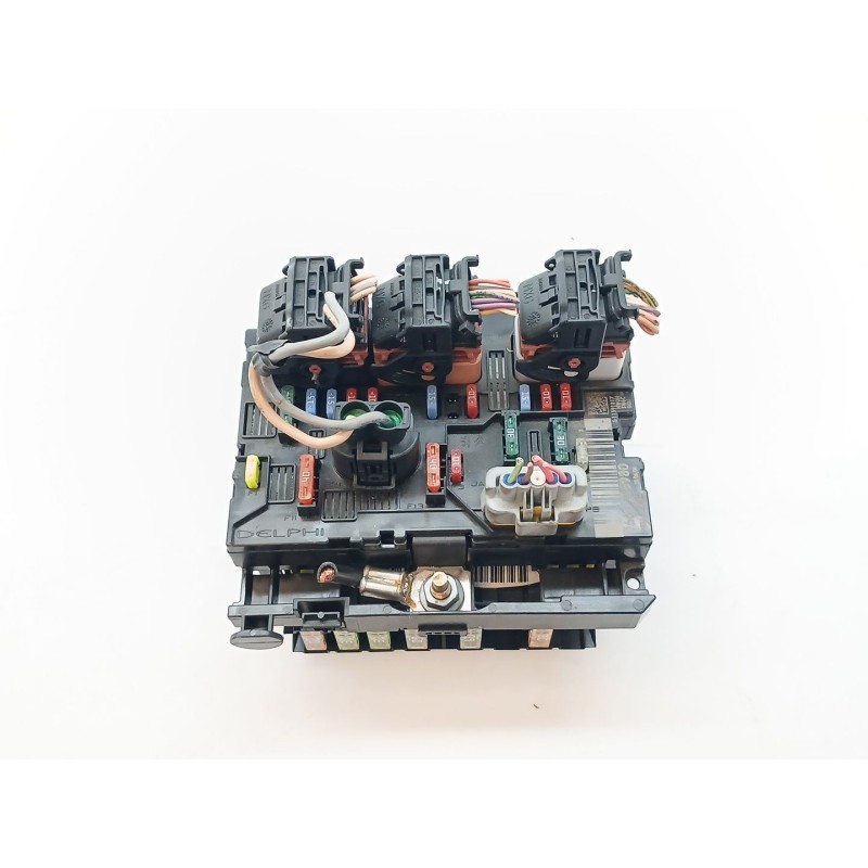 Recambio de caja reles / fusibles para peugeot 207/207+ (wa_, wc_) 1.6 16v referencia OEM IAM 9661086980  