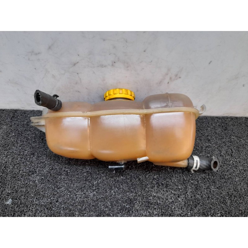 Recambio de deposito expansion para opel omega b elegance berlina referencia OEM IAM 90500222 5
