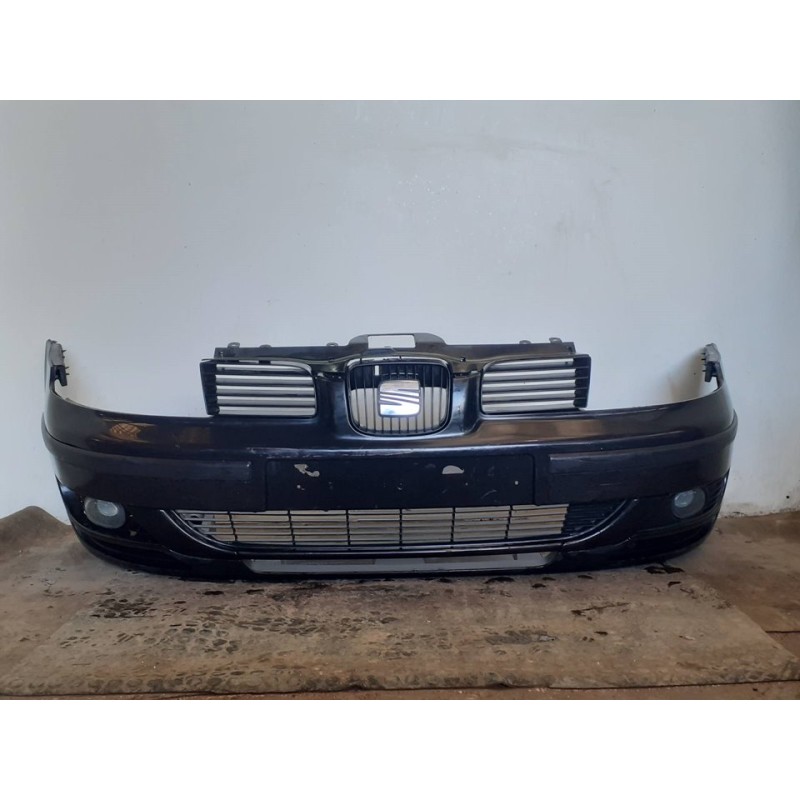 Recambio de paragolpes delantero para seat leon (1m1) sport referencia OEM IAM   