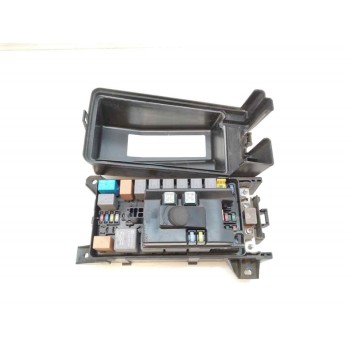 CAJA RELES / FUSIBLES 911613E011 BE0110709140388 