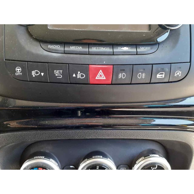 Recambio de warning para fiat 500 l (330) trekking referencia OEM IAM   