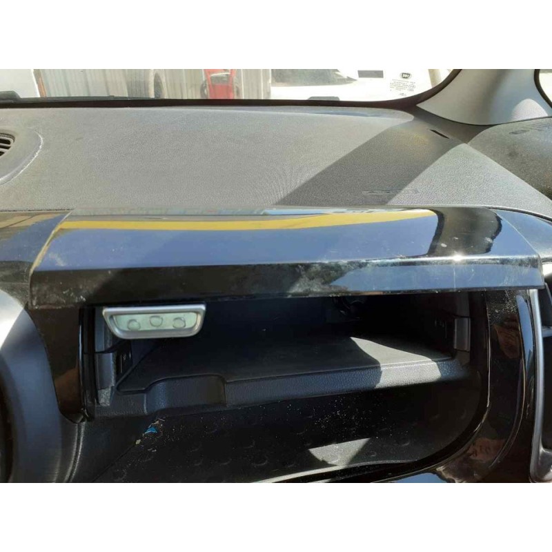 Recambio de guantera para fiat 500 l (330) trekking referencia OEM IAM - Amarillo 2