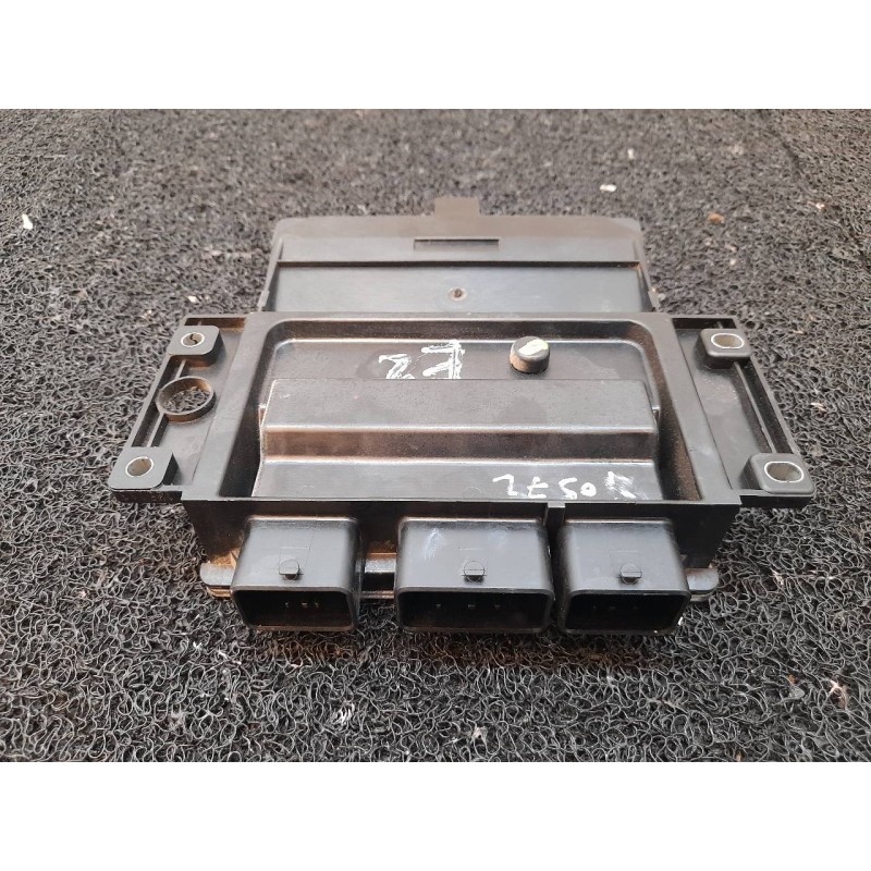 Recambio de centralita motor uce para renault kangoo furgón compact grand confort referencia OEM IAM 8200911560 8201112294 - Blanco 2