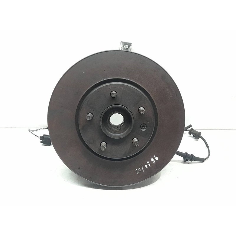 Recambio de mangueta delantera izquierda para chevrolet orlando lt+ referencia OEM IAM   