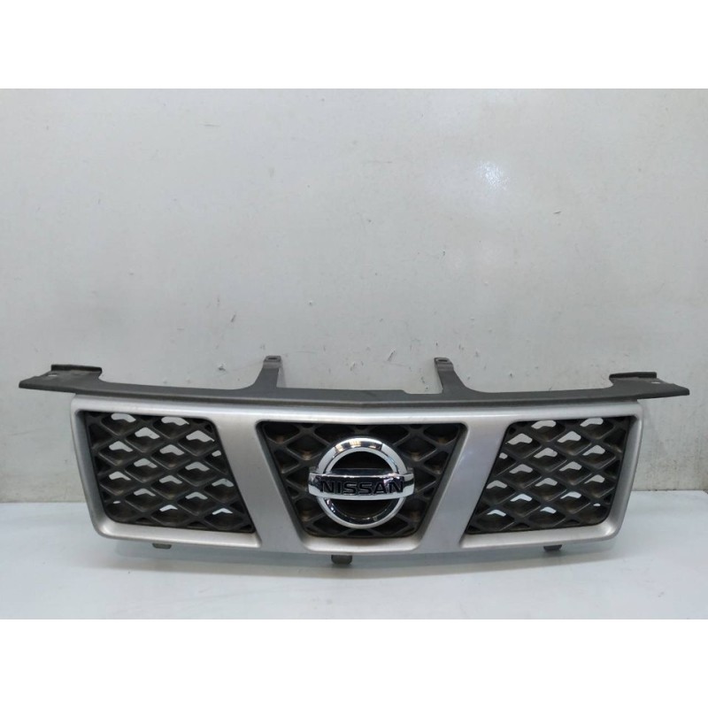 Recambio de rejilla delantera para nissan x-trail (t30) titanium pack referencia OEM IAM 62310EQ303  