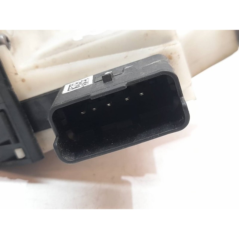 Recambio de cerradura puerta trasera derecha para peugeot 208 style referencia OEM IAM 9812501180 5