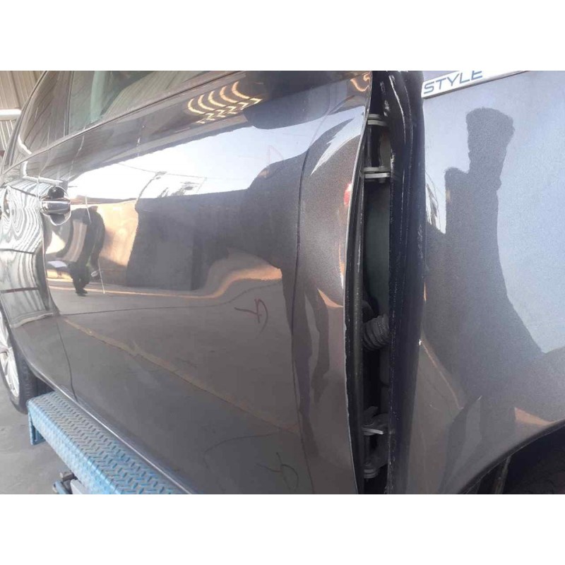 Recambio de puerta delantera derecha para peugeot 308 style referencia OEM IAM 2
