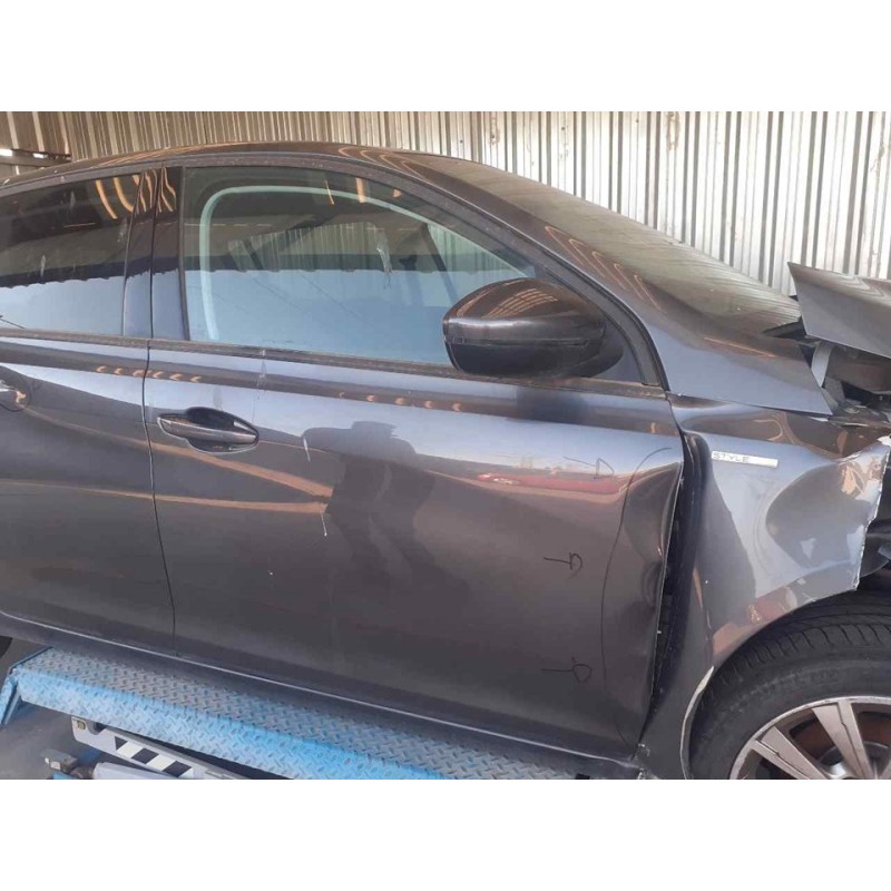 Recambio de puerta delantera derecha para peugeot 308 style referencia OEM IAM 3