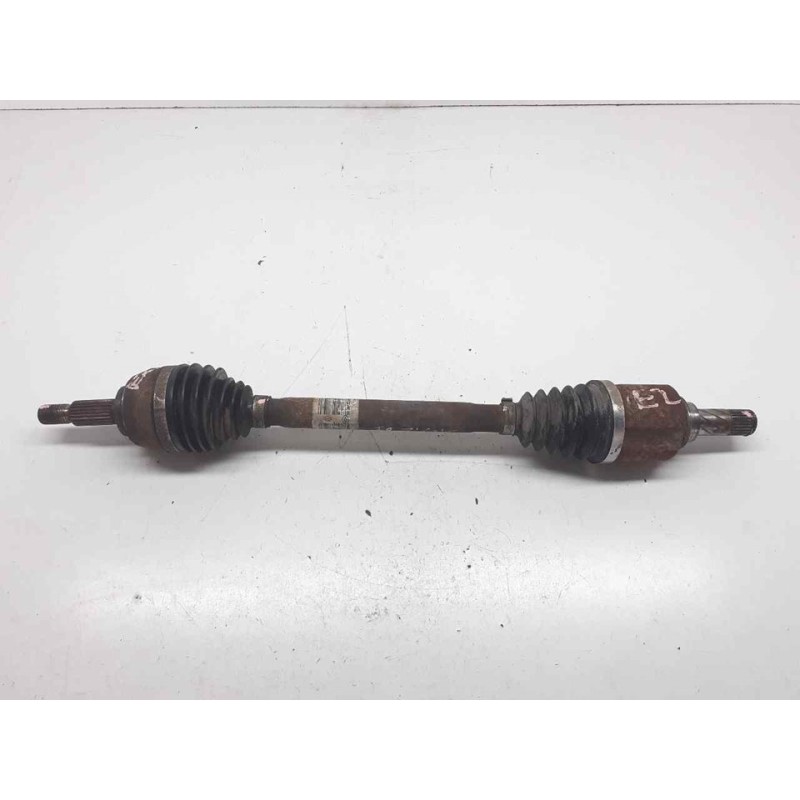 Recambio de transmision delantera izquierda para renault kangoo furgón compact grand confort referencia OEM IAM 8200661557  