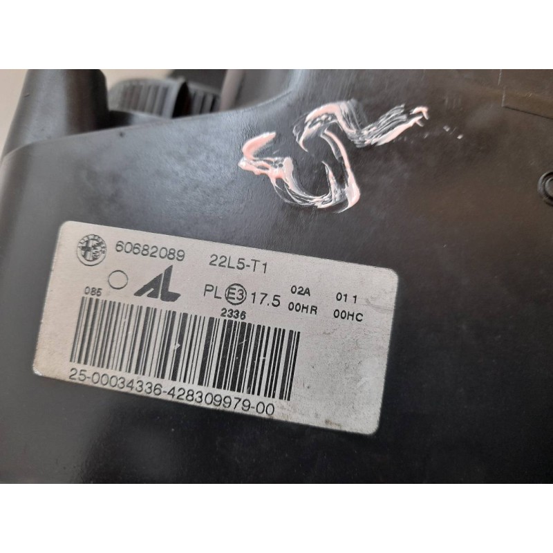 Recambio de faro izquierdo para alfa romeo brera (177) 2.2 jts 16v selective sky view referencia OEM IAM 60682089 2
