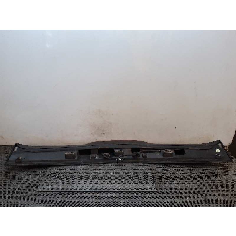 Recambio de aleron trasero para ford focus berlina (cap) titanium referencia OEM IAM - Negro 2