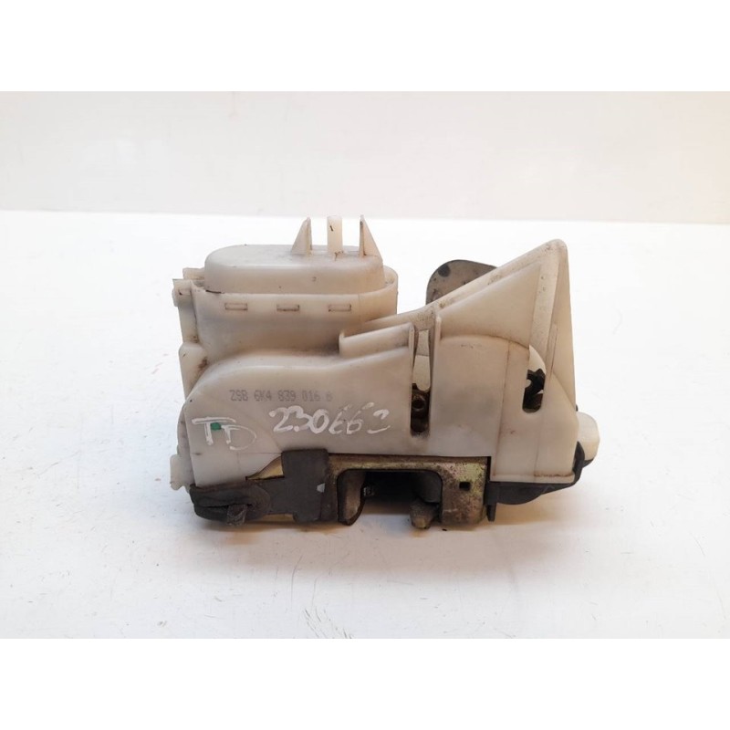 Recambio de cerradura puerta trasera derecha para seat cordoba berlina (6k2) clx referencia OEM IAM   