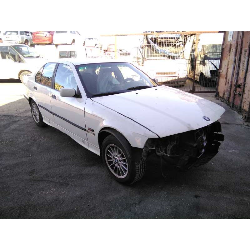 bmw serie 3 berlina (e36) del año 1997