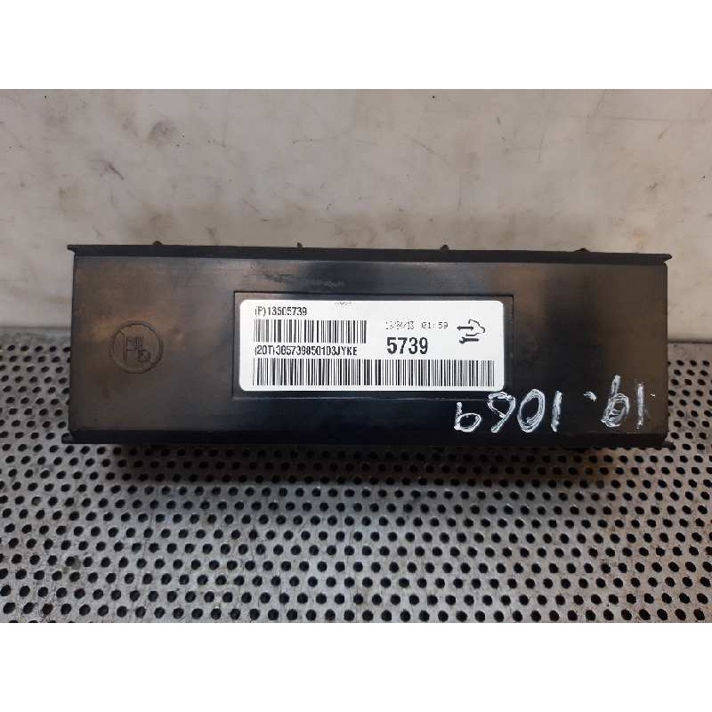 Recambio de centralita check control para opel insignia berlina cosmo referencia OEM IAM 13505739 385739850103JYKE 